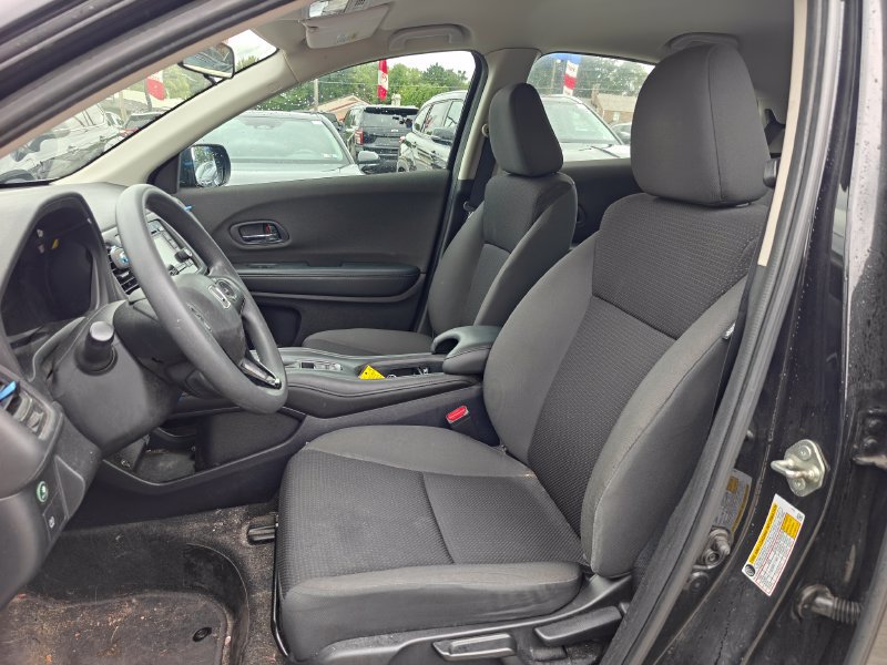 Used 2019 Honda HR-V LX image 10