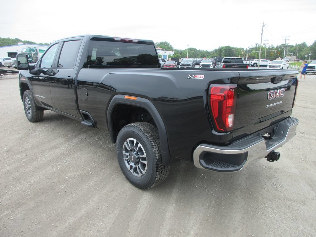 New 2026 GMC Sierra 3500 Pro AWD/4WD image 9