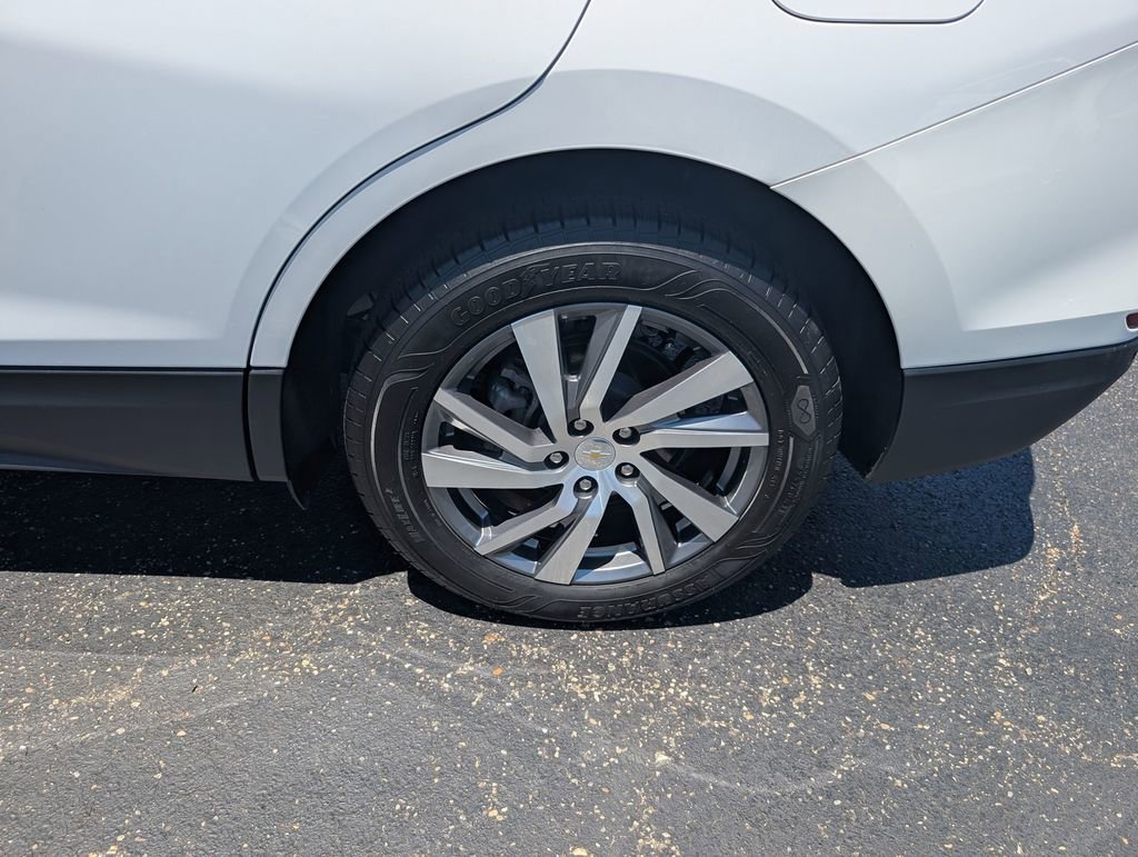 Used 2022 Chevrolet Equinox LT FWD image 21