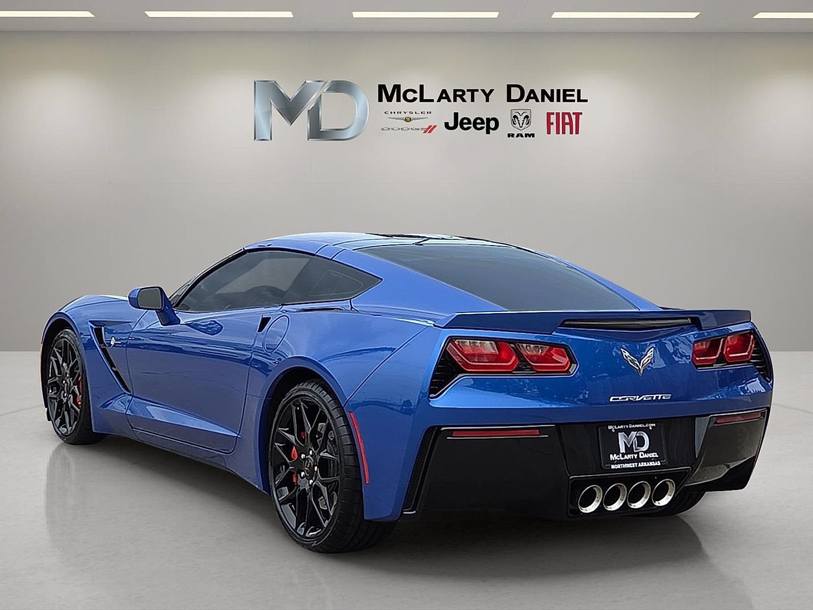 Used 2019 Chevrolet Corvette Stingray Coupe RWD image 4