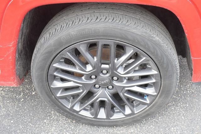 Used 2022 Jeep Compass Limited image 11