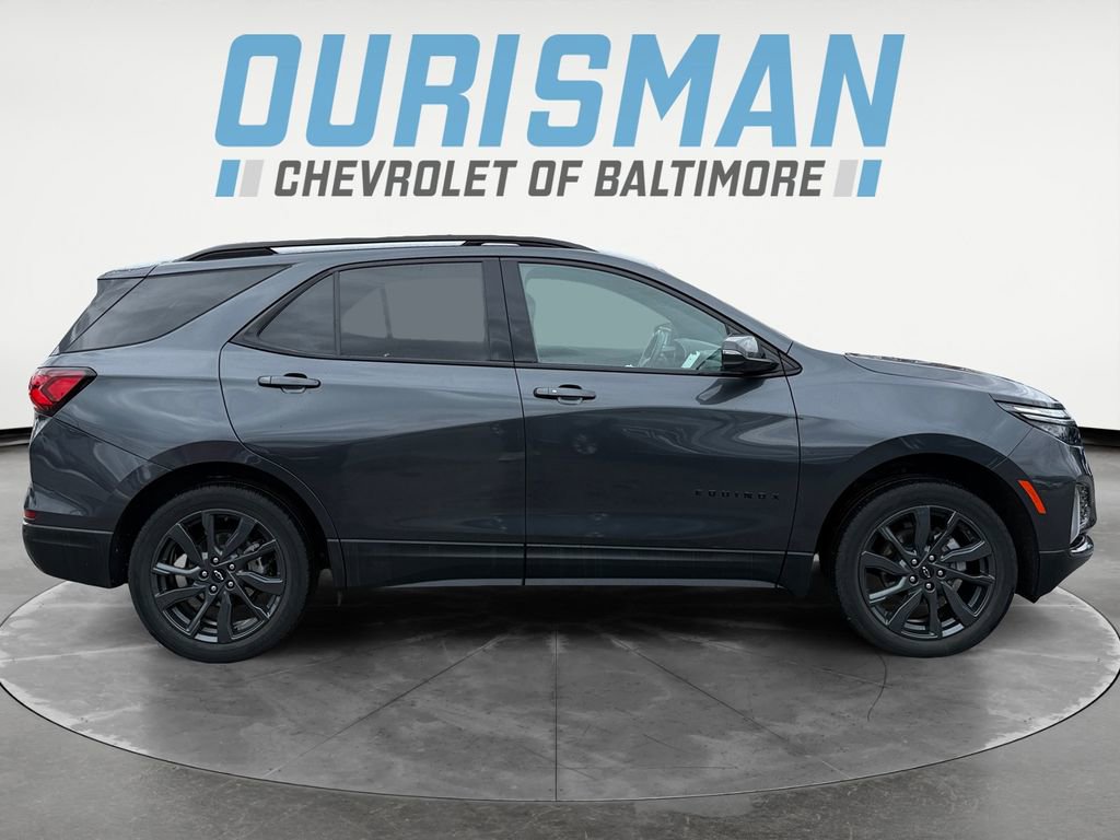 Used 2023 Chevrolet Equinox RS w/ RS Leather Package image 7