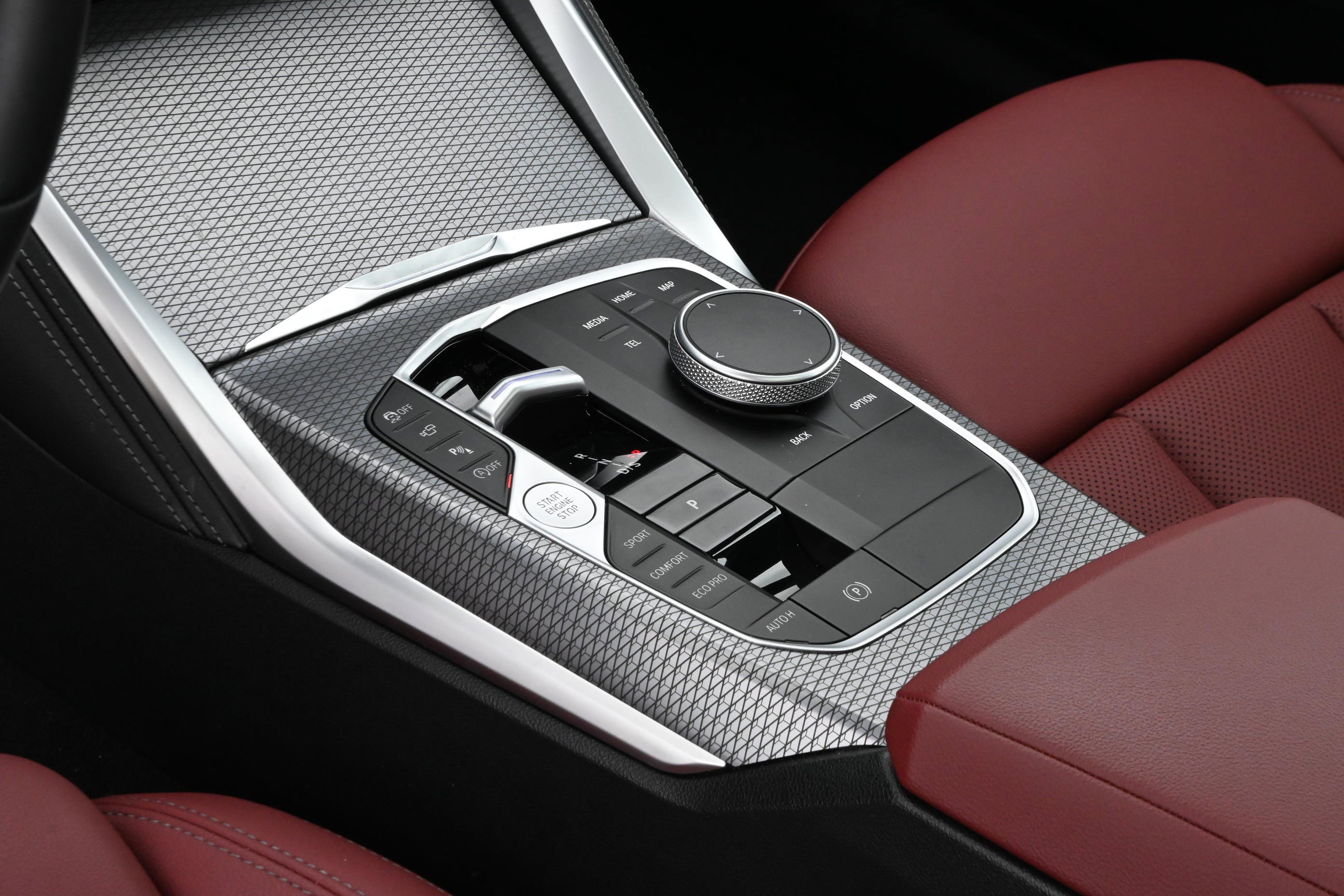 Certified 2025 BMW M440i image 37