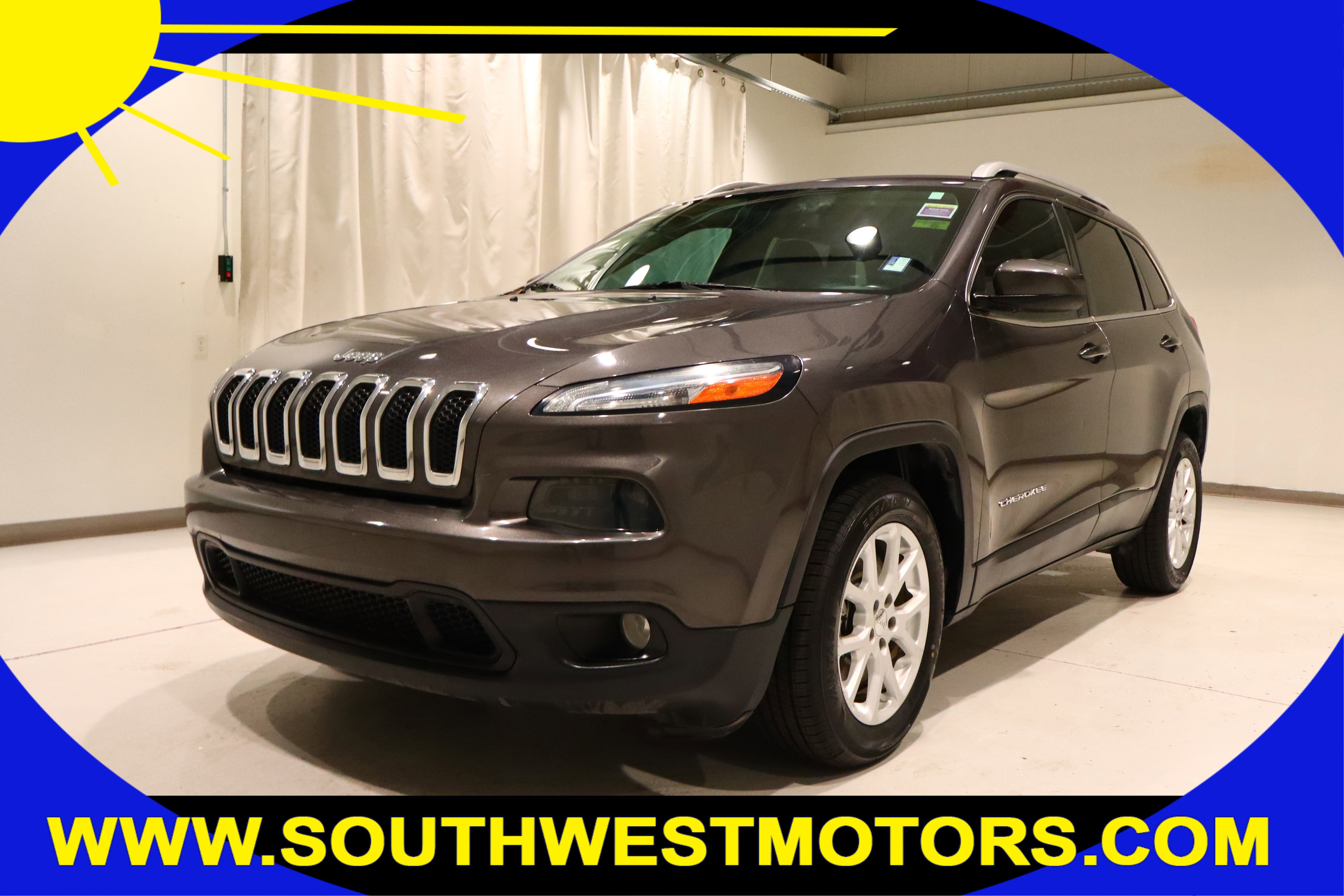Used 2018 Jeep Cherokee Latitude Plus w/ Comfort/Convenience Group