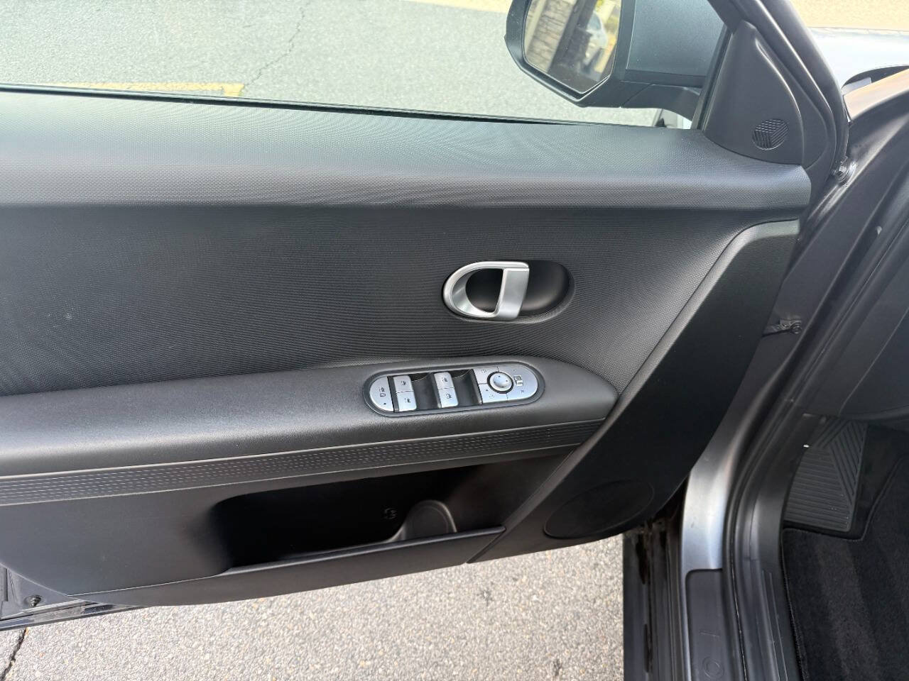Used 2024 Hyundai Ioniq 5 SEL AWD/4WD image 24