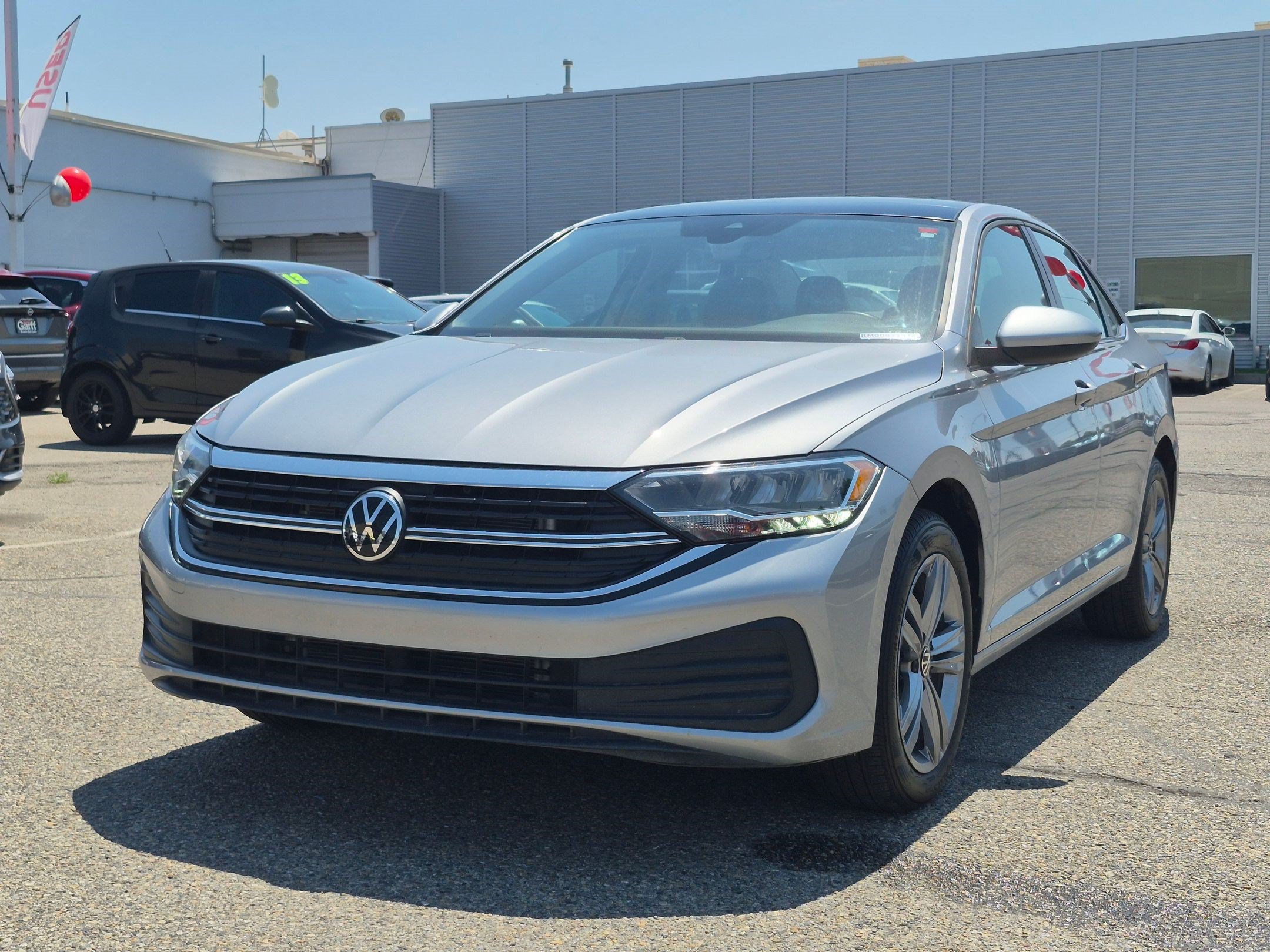 Used 2024 Volkswagen Jetta SE w/ Panoramic Sunroof Package FWD image 11