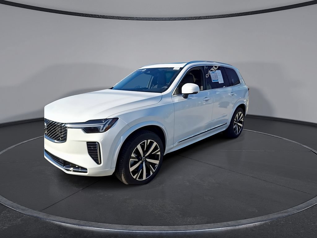 Certified 2025 Volvo XC90 B5 Core AWD/4WD image 3