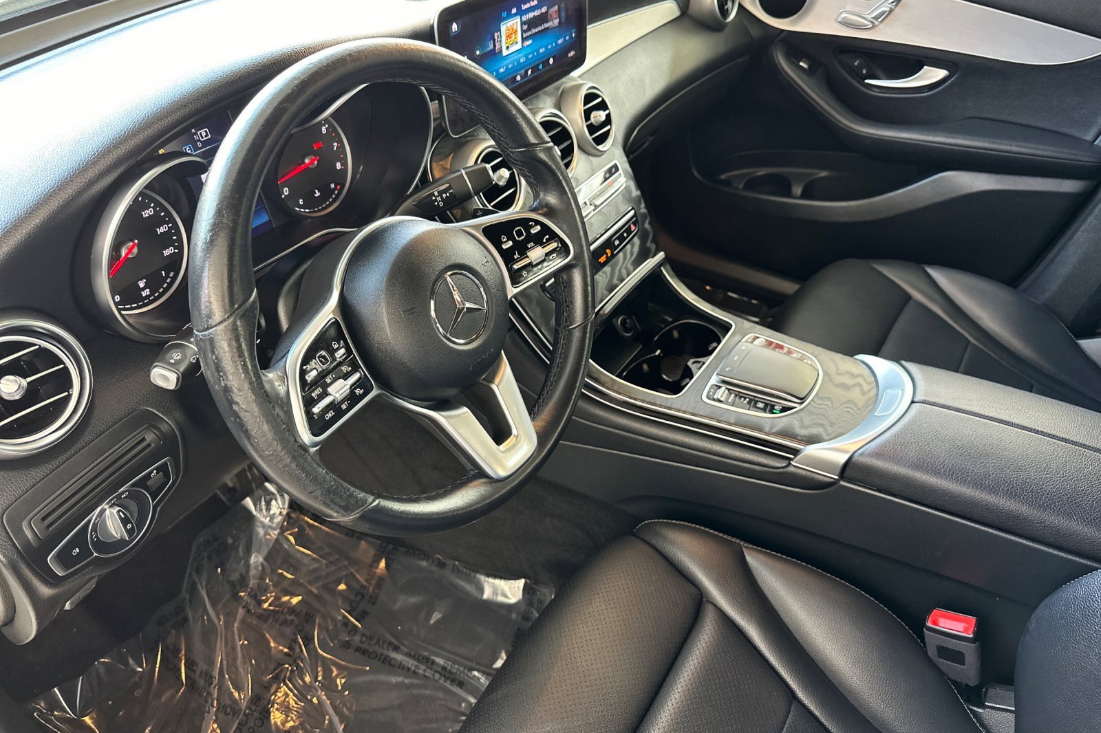Used 2021 Mercedes-Benz GLC 300 image 10