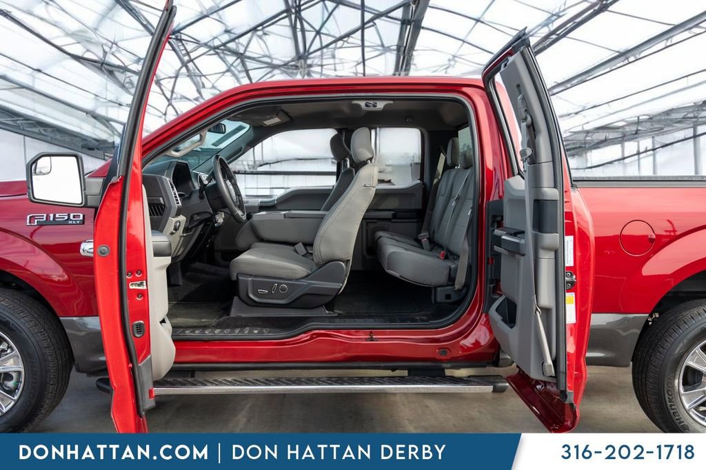 Used 2016 Ford F150 XLT w/ Equipment Group 302A Luxury image 26