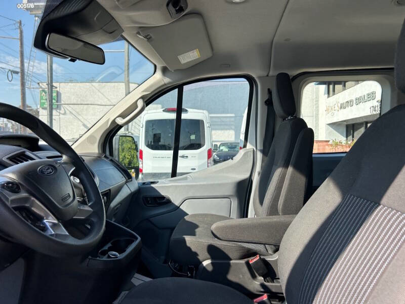 Used 2019 Ford Transit 350 XLT image 15