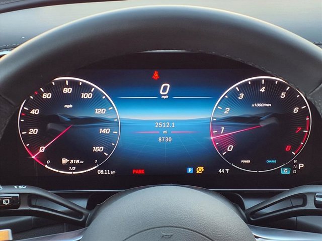 Used 2025 Mercedes-Benz GLC 300 image 11