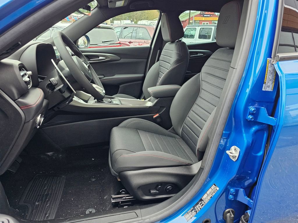 New 2024 Dodge Hornet R/T w/ R/T Blacktop Package image 16