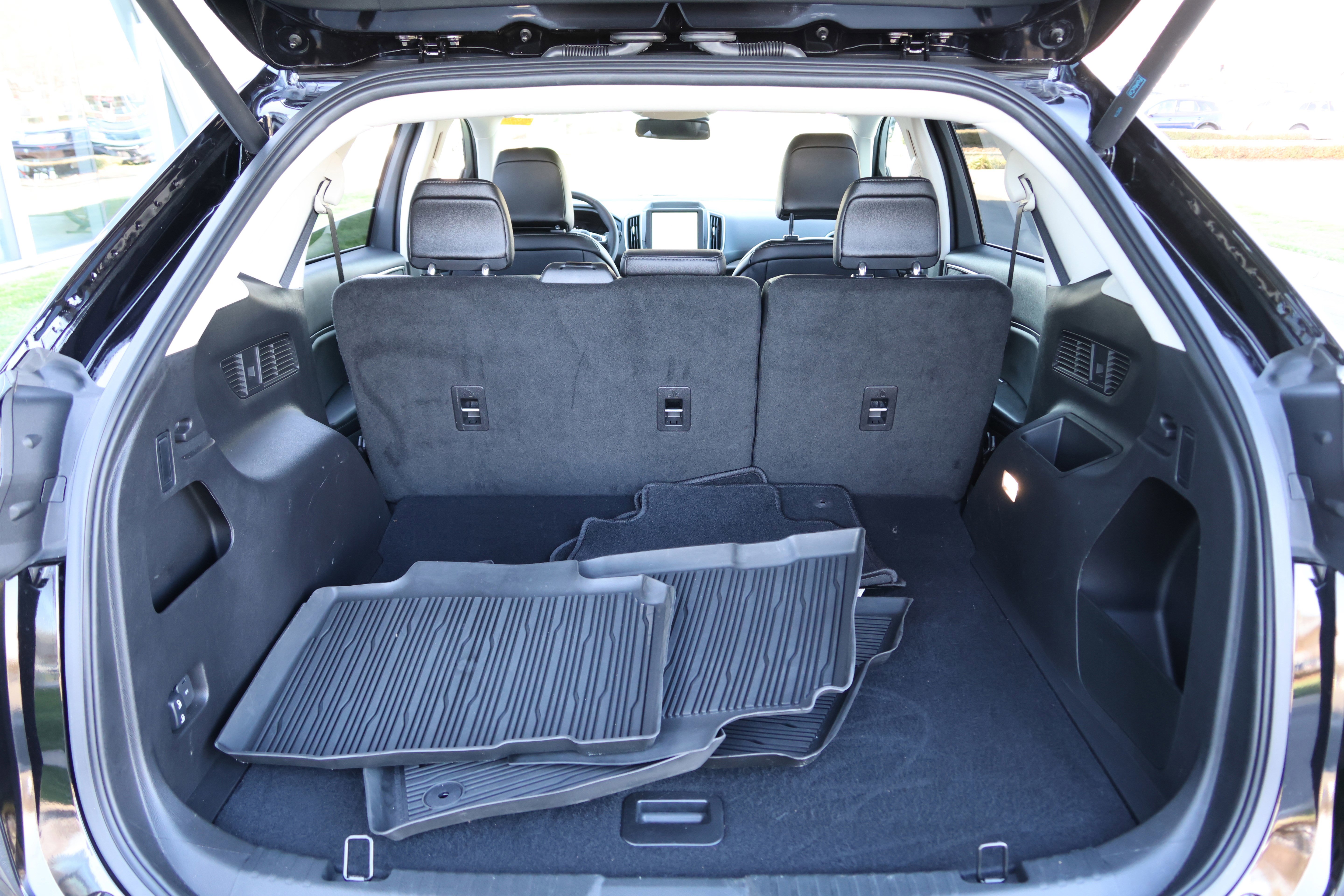 Used 2024 Ford Edge SEL w/ Convenience Package image 36