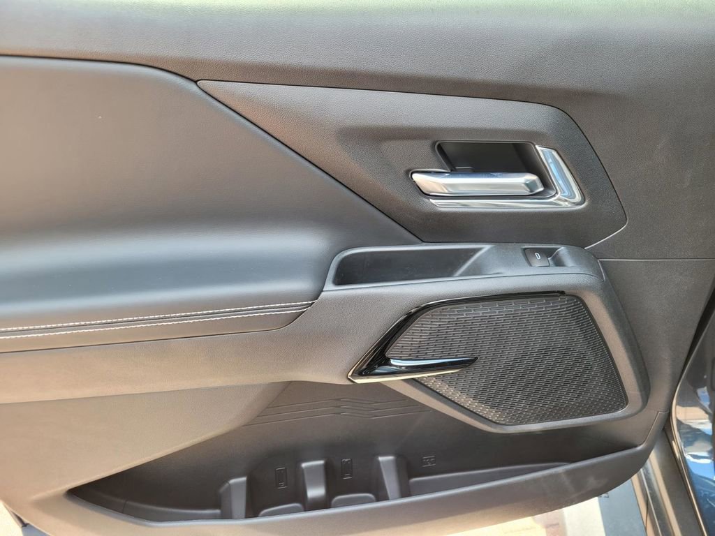 New 2026 Chevrolet Silverado EV LT image 7