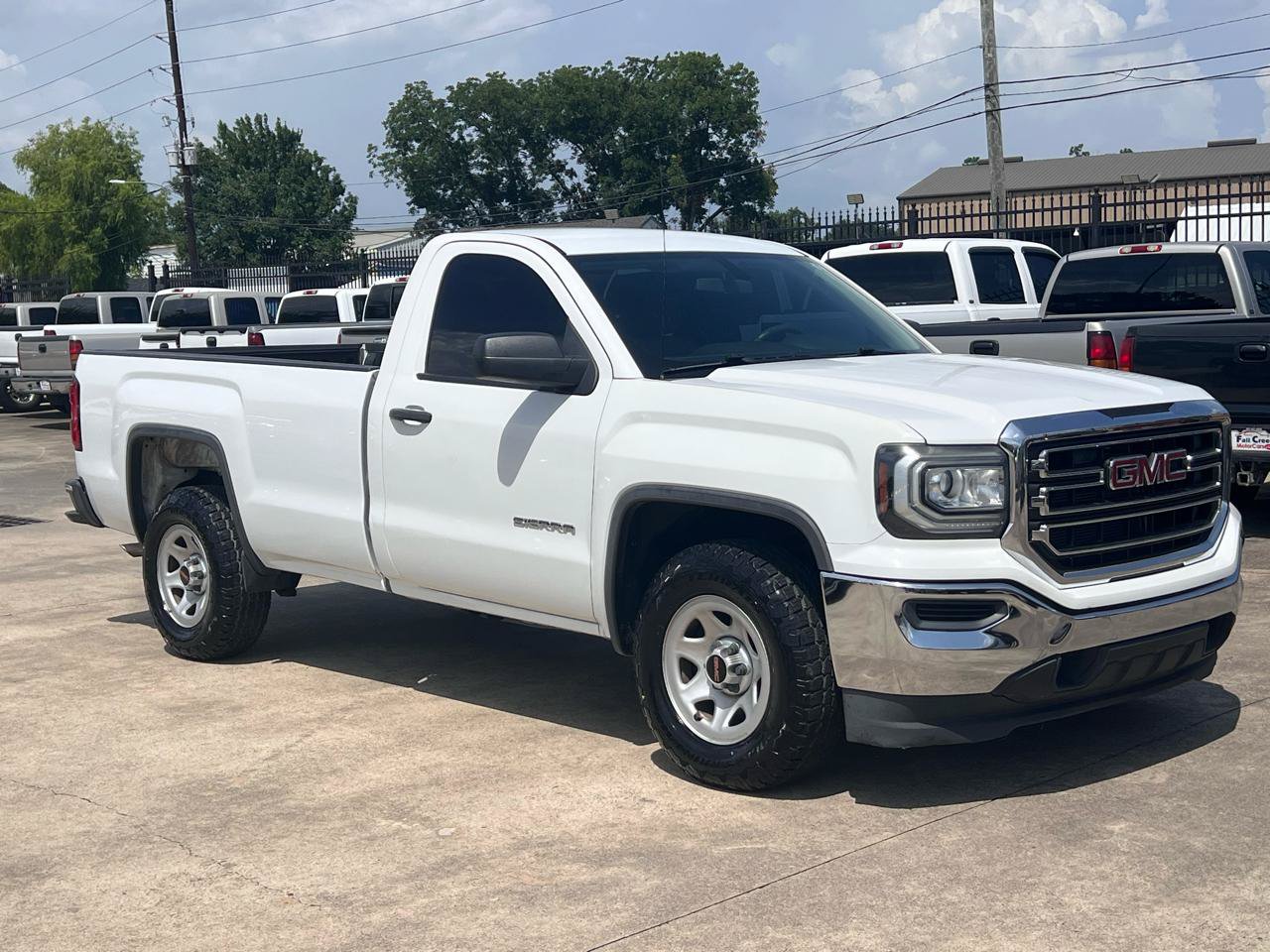 Used 2016 GMC Sierra 1500 2WD Regular Cab image 10