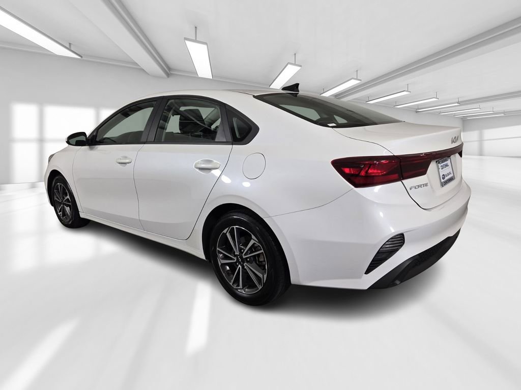 Used 2022 Kia Forte LXS image 5