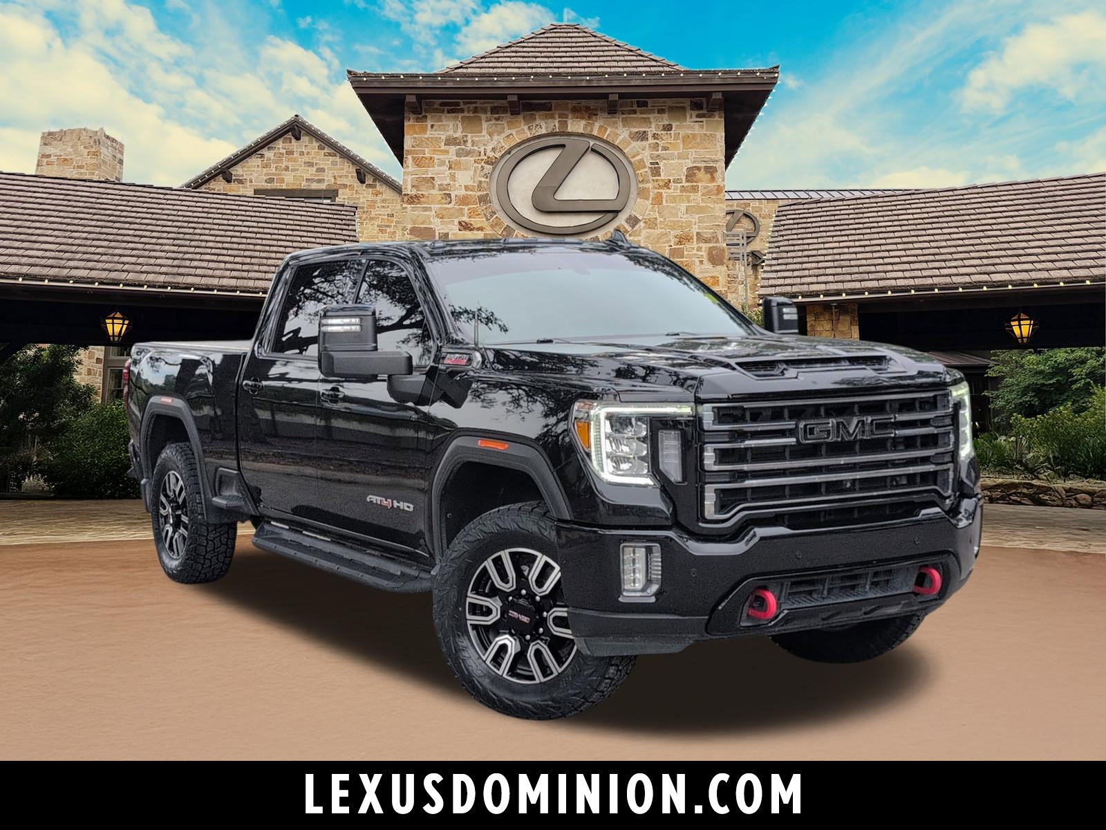 Used 2021 GMC Sierra 2500 AT4 w/ AT4 Preferred Package AWD/4WD image 1