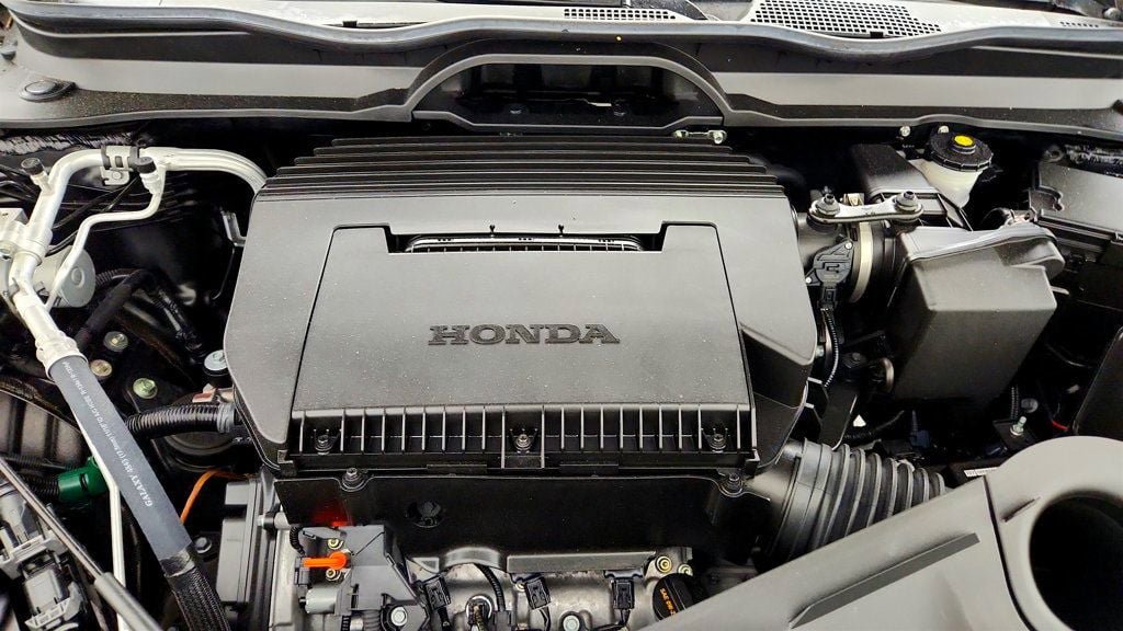 Used 2025 Honda Pilot Touring image 28