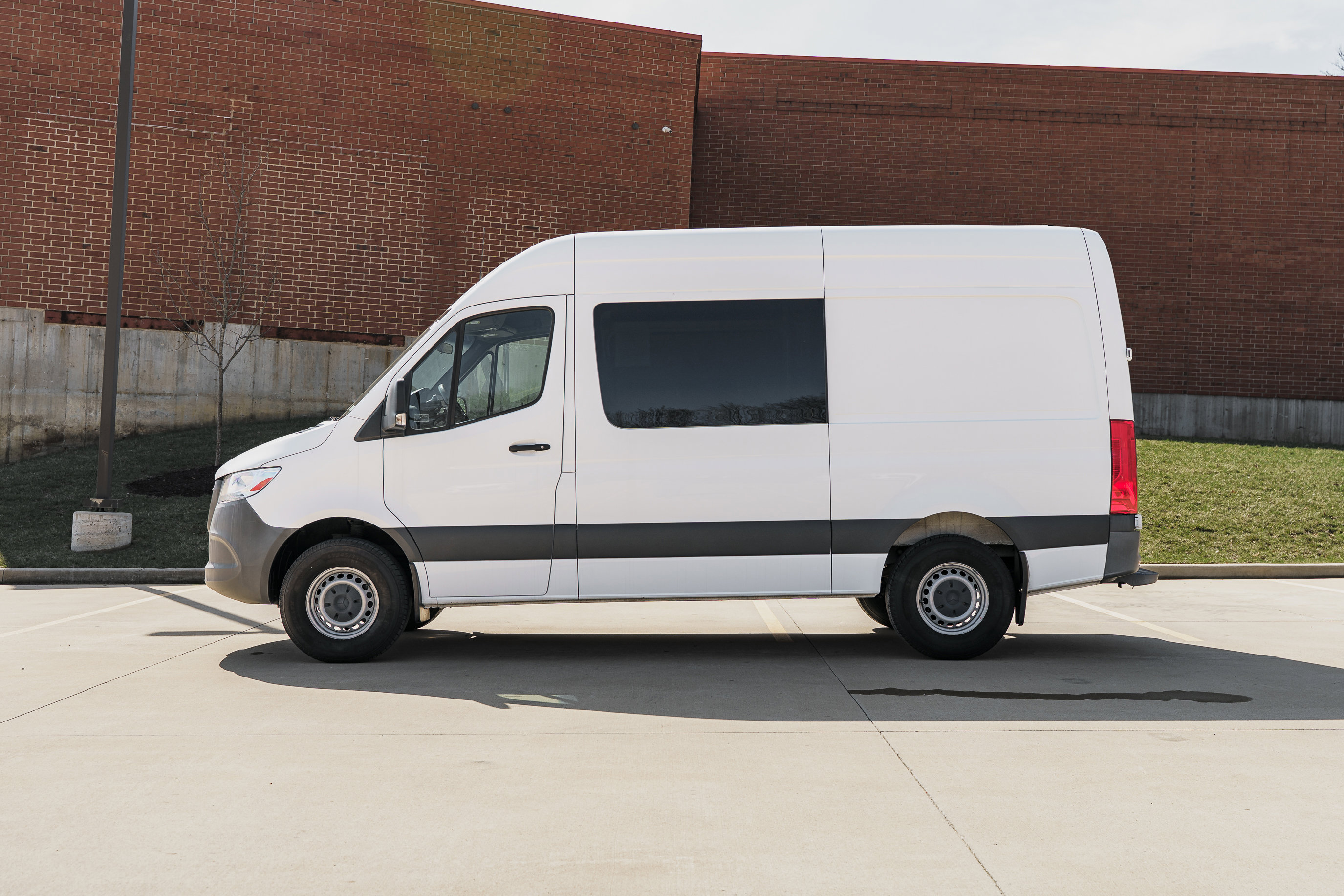 Used 2020 Mercedes-Benz Sprinter 2500 image 6