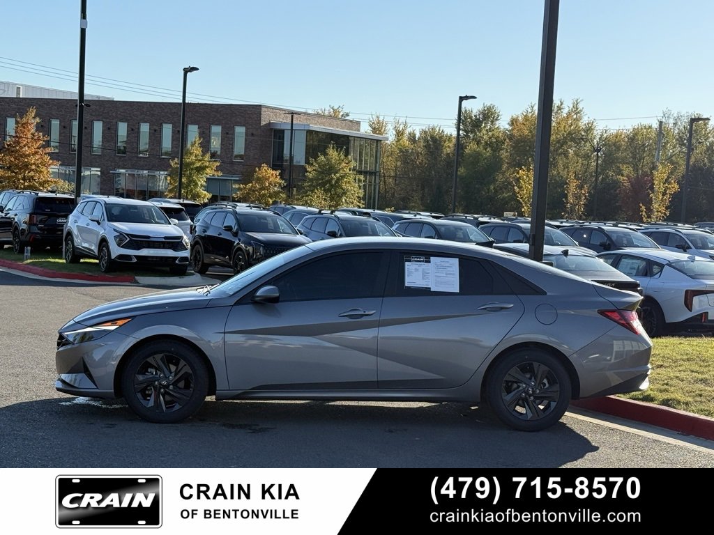 Used 2022 Hyundai Elantra SEL image 6