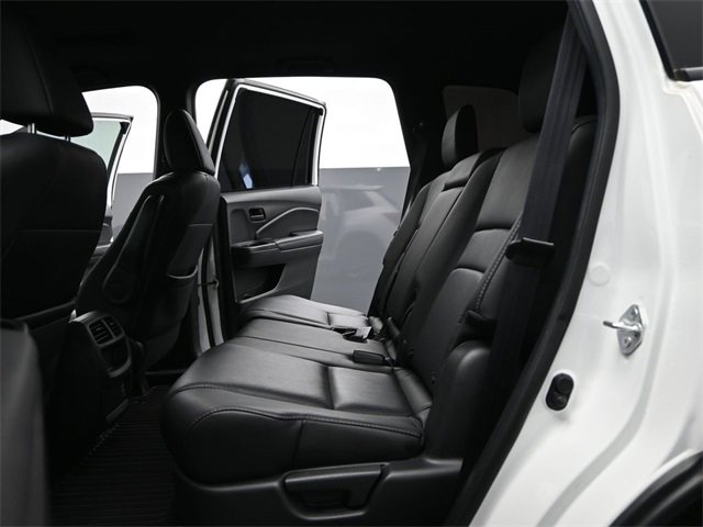 Used 2023 Honda Passport EX-L image 11