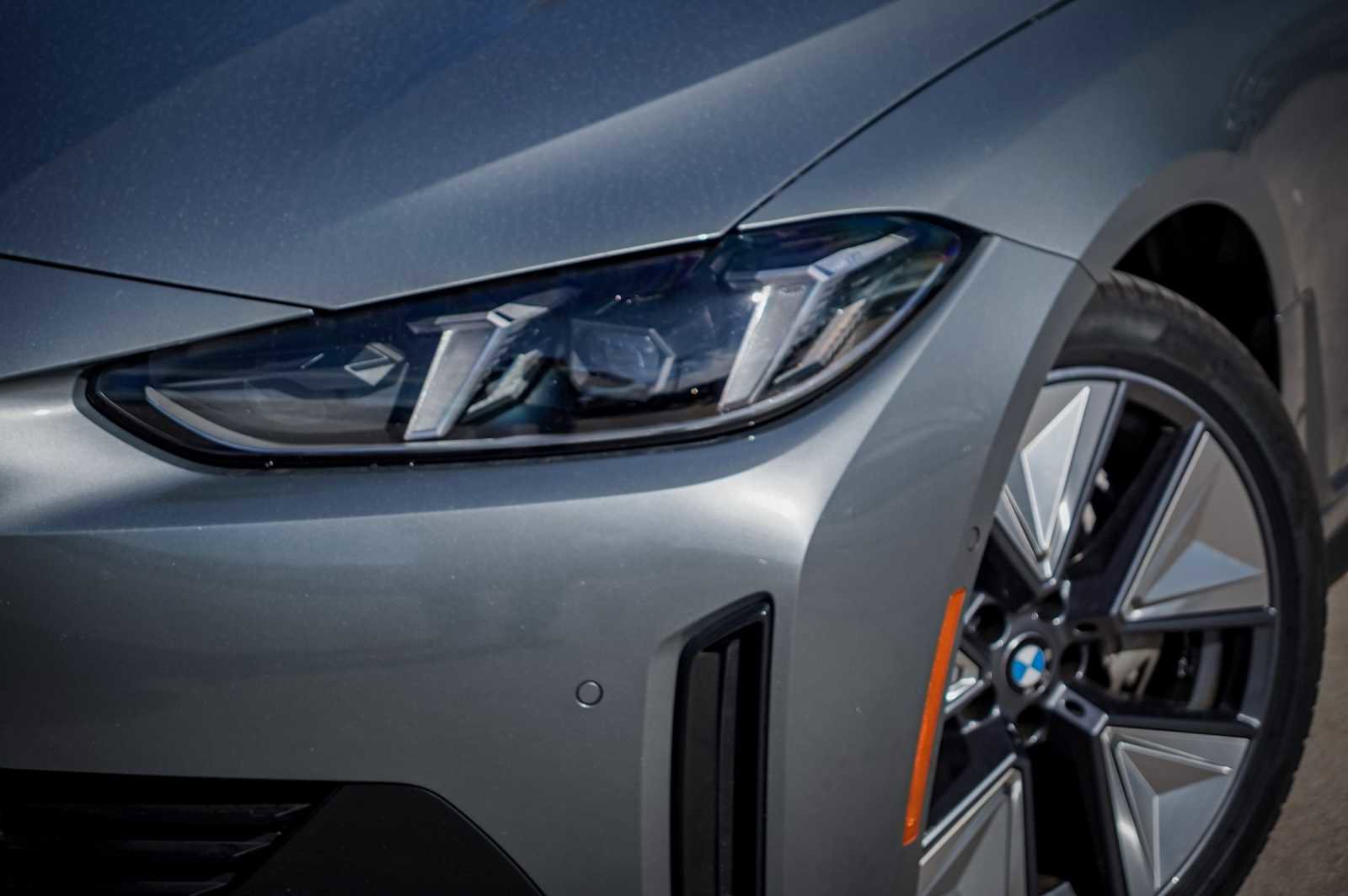 Used 2025 BMW i4 xDrive40i w/ Premium Package image 3