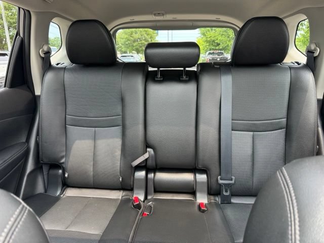 Used 2016 Nissan Rogue SL w/ SL Premium Package AWD/4WD image 25