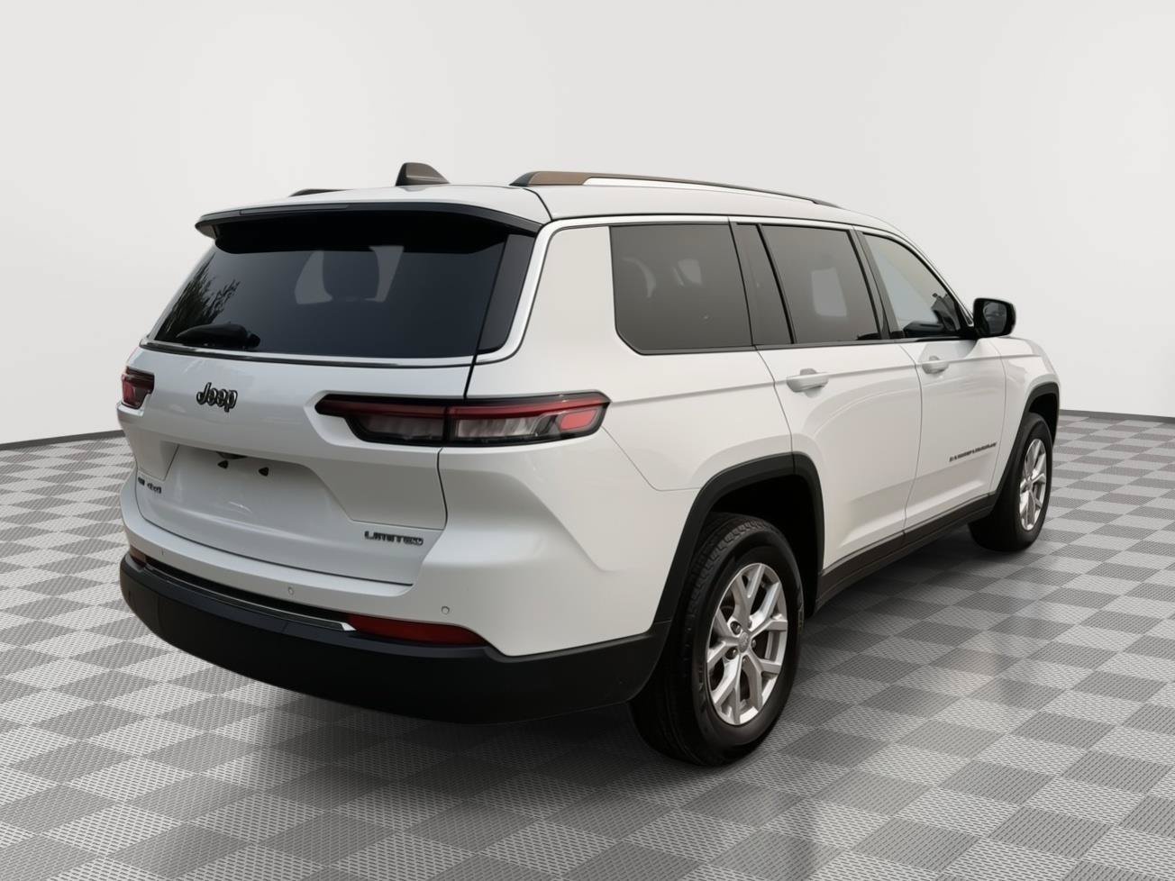Used 2021 Jeep Grand Cherokee L Limited AWD/4WD image 7
