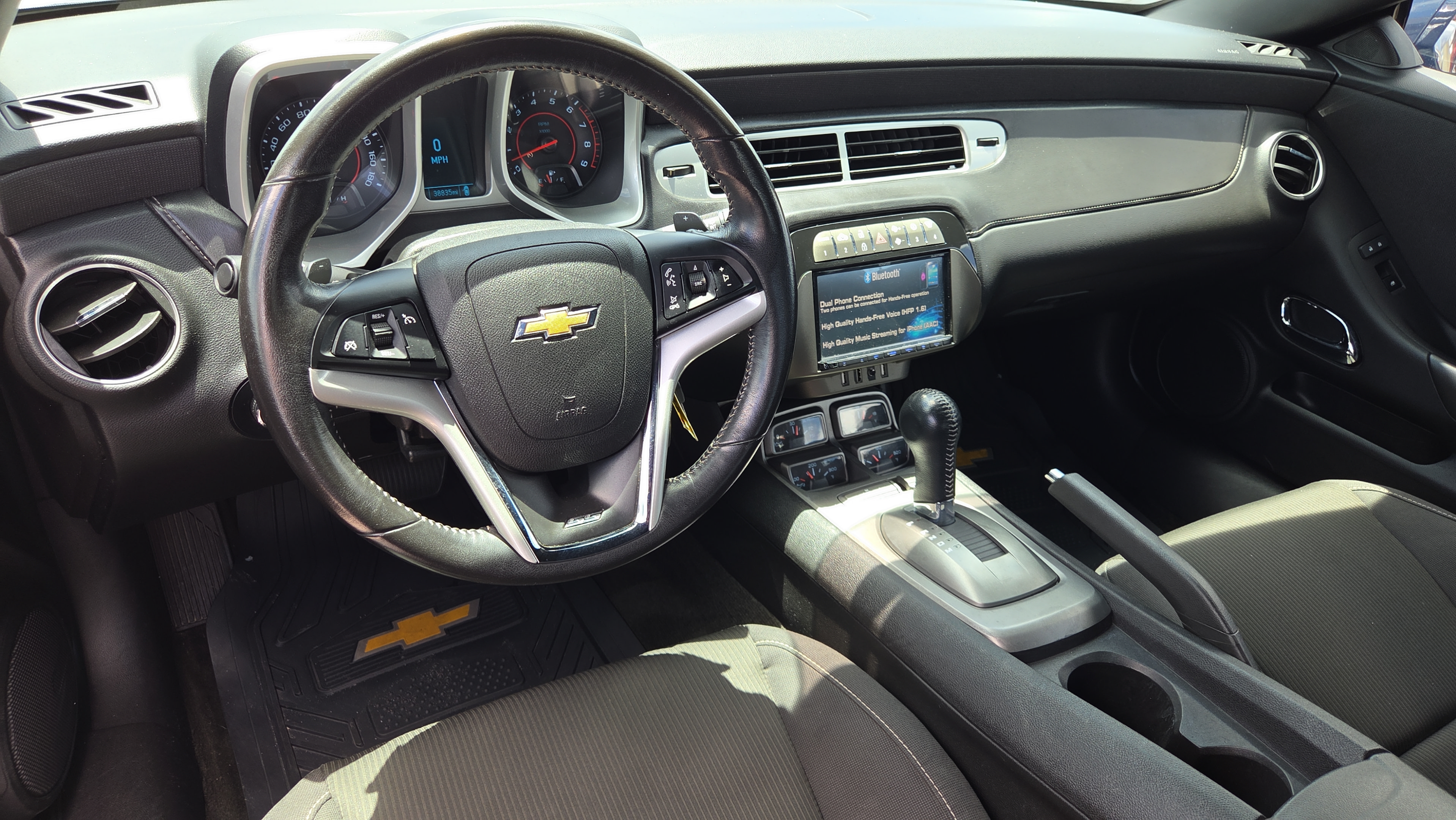 Used 2013 Chevrolet Camaro SS RWD image 14