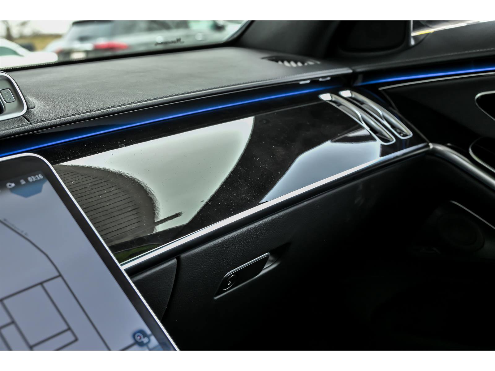 Certified 2023 Mercedes-Benz S 500 S 500 4MATIC image 21