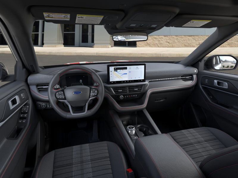New 2026 Ford Explorer ST-Line w/ ST-Line Street Pack image 9
