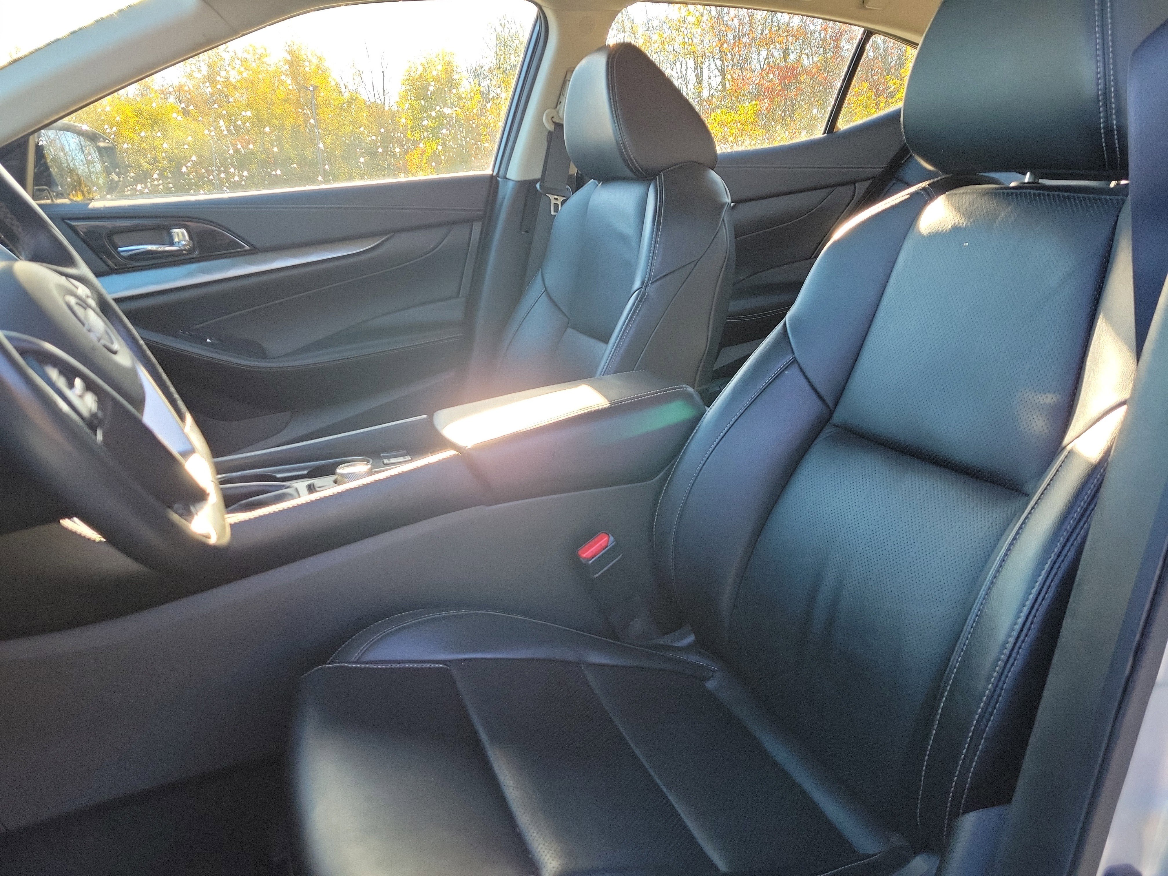 Used 2023 Nissan Maxima SV w/ Floor Mat Group image 14