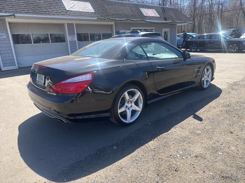 Used 2014 Mercedes-Benz SL 550 image 13