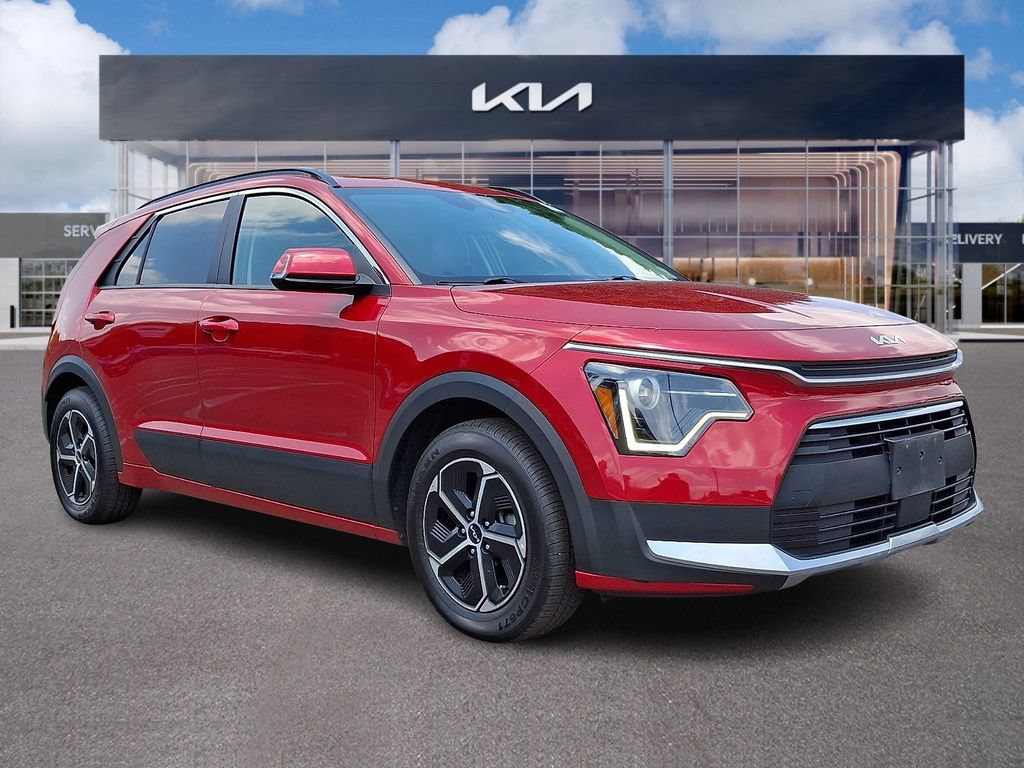 Certified 2023 Kia Niro EX FWD image 1