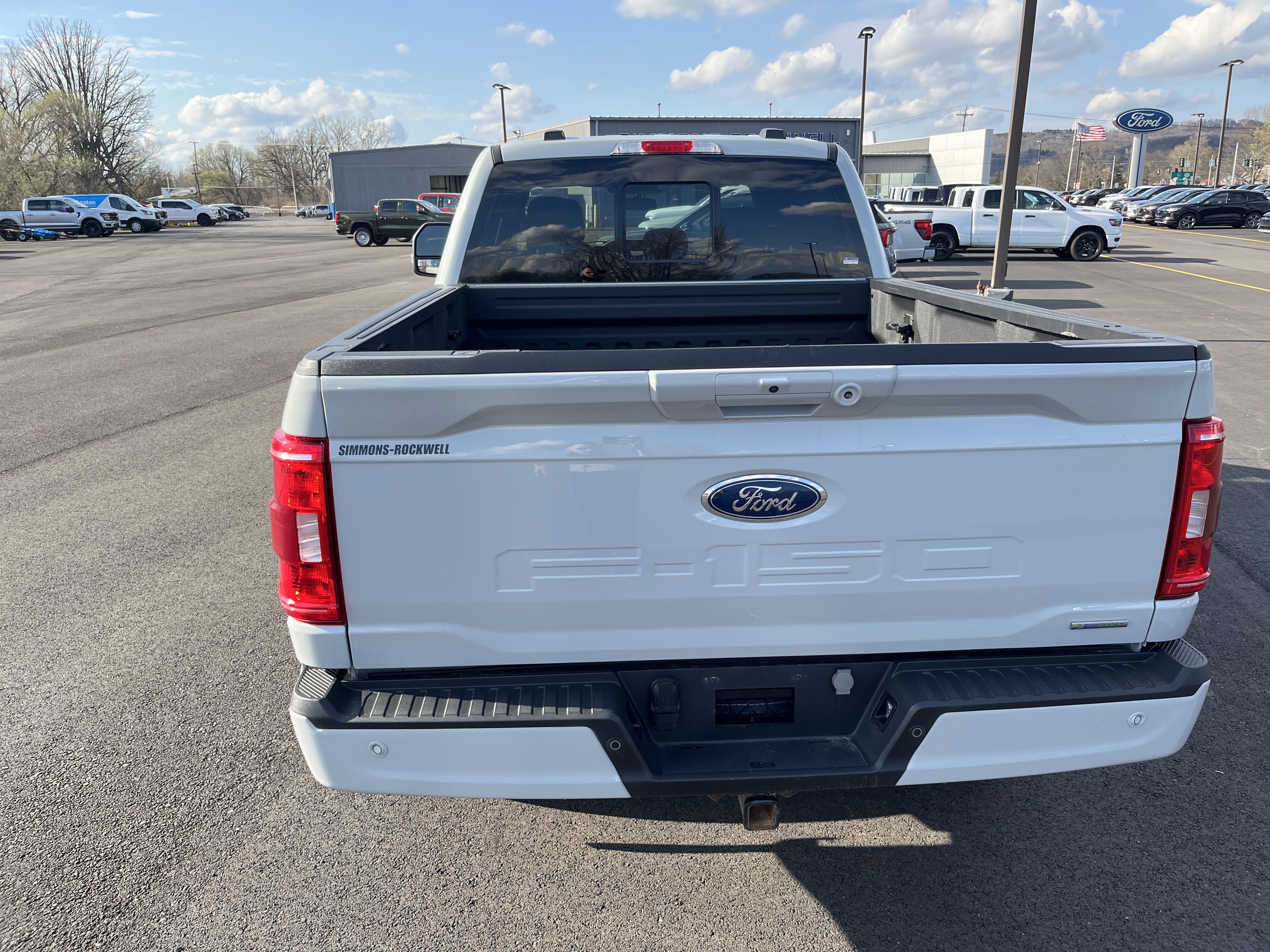 Used 2023 Ford F150 XLT w/ Equipment Group 302A High image 6