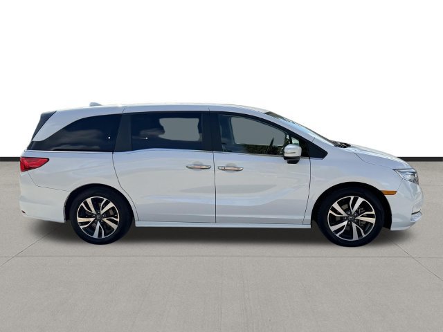 Used 2023 Honda Odyssey Touring image 4