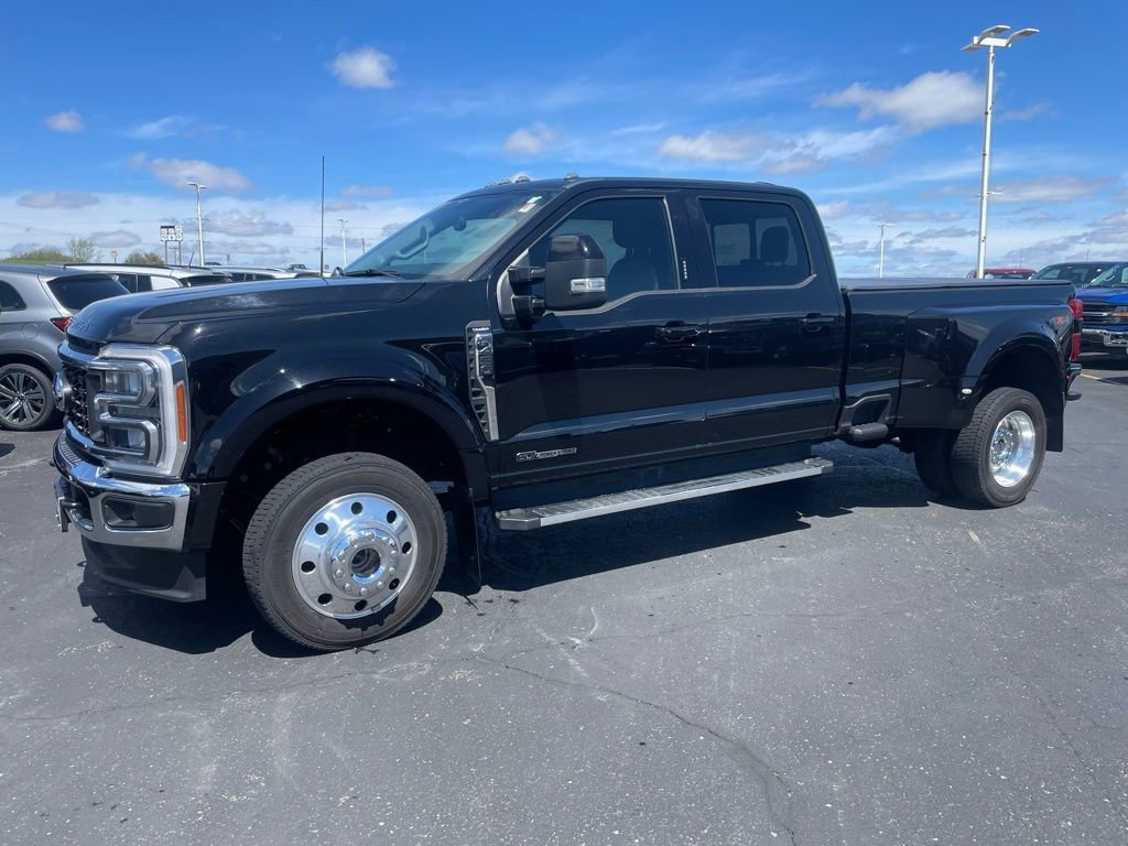 Used 2023 Ford F450 Lariat w/ Camper Package AWD/4WD image 6