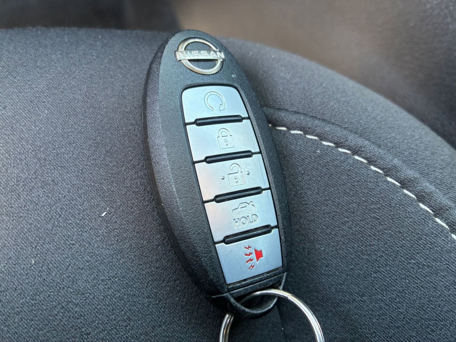 Used 2025 Nissan Altima 2.5 SV FWD image 21