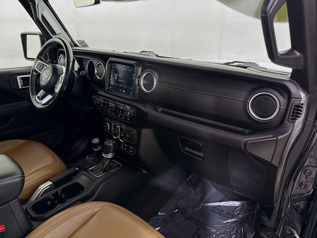 Used 2022 Jeep Wrangler Unlimited Sahara w/ Cold Weather Group image 26