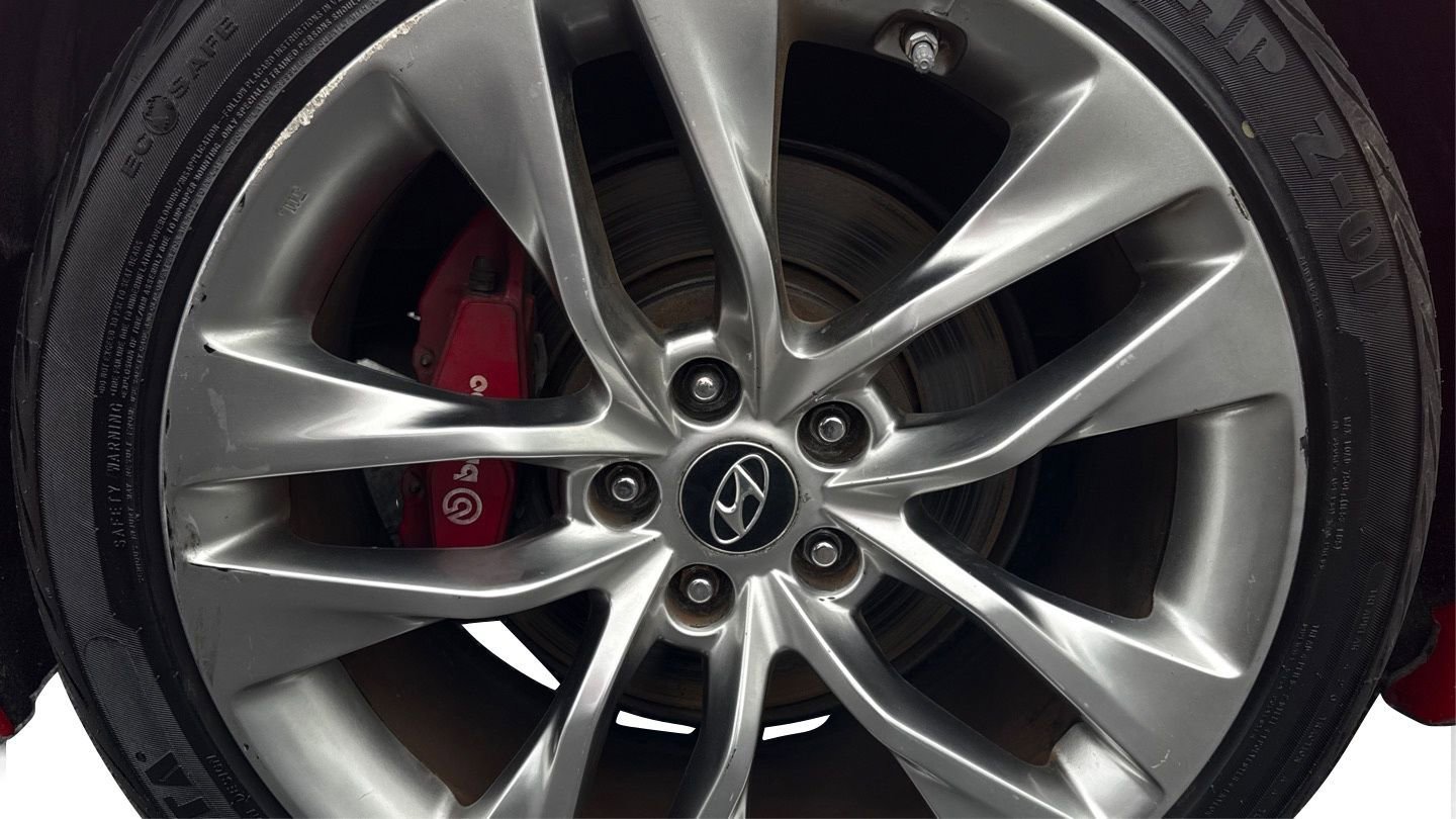 Used 2014 Hyundai Genesis 3.8 RWD image 40