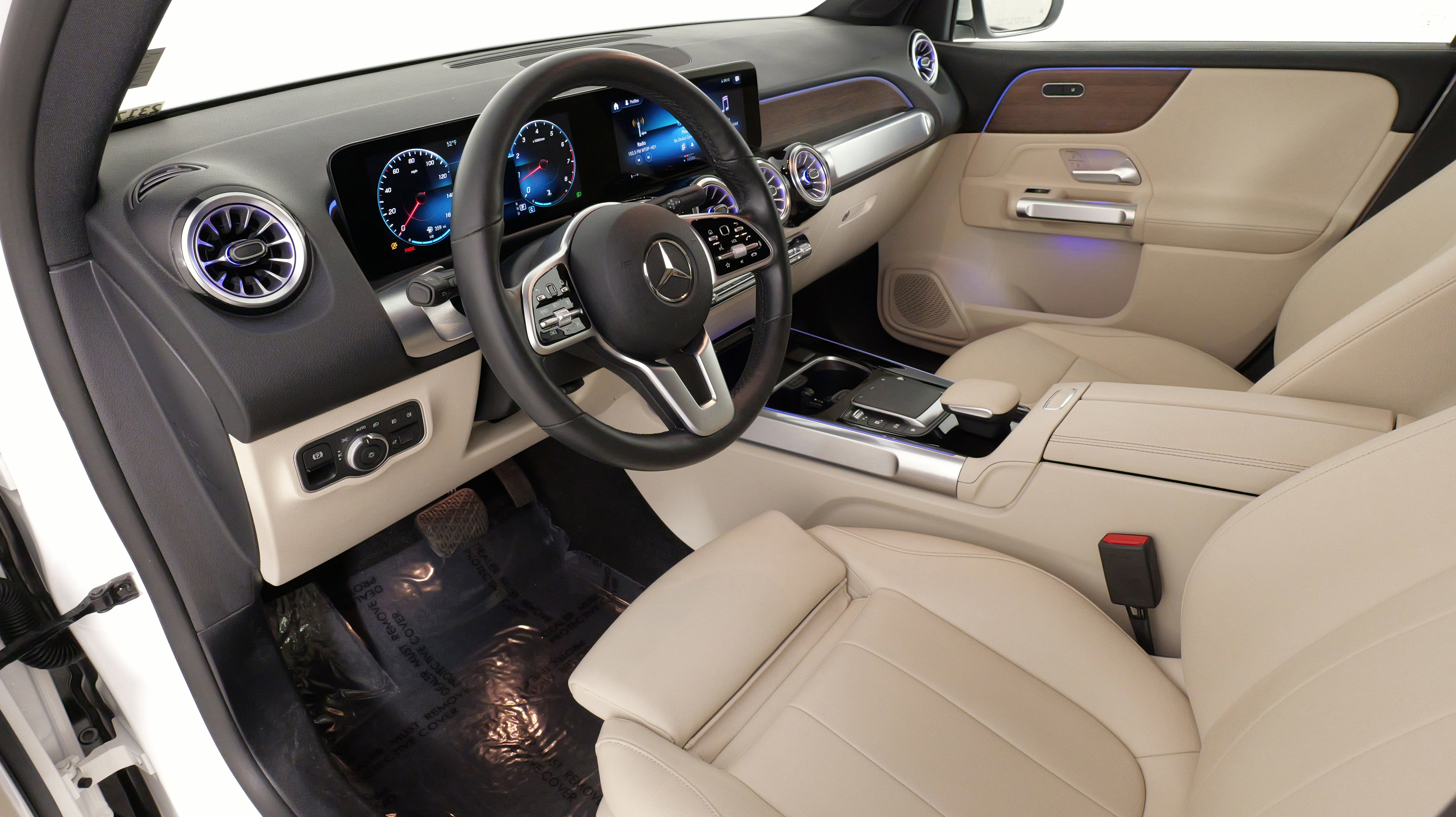 Used 2022 Mercedes-Benz GLB 250 4MATIC image 29