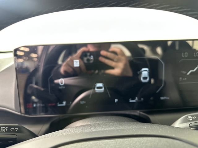 Used 2025 Kia K4 EX image 17