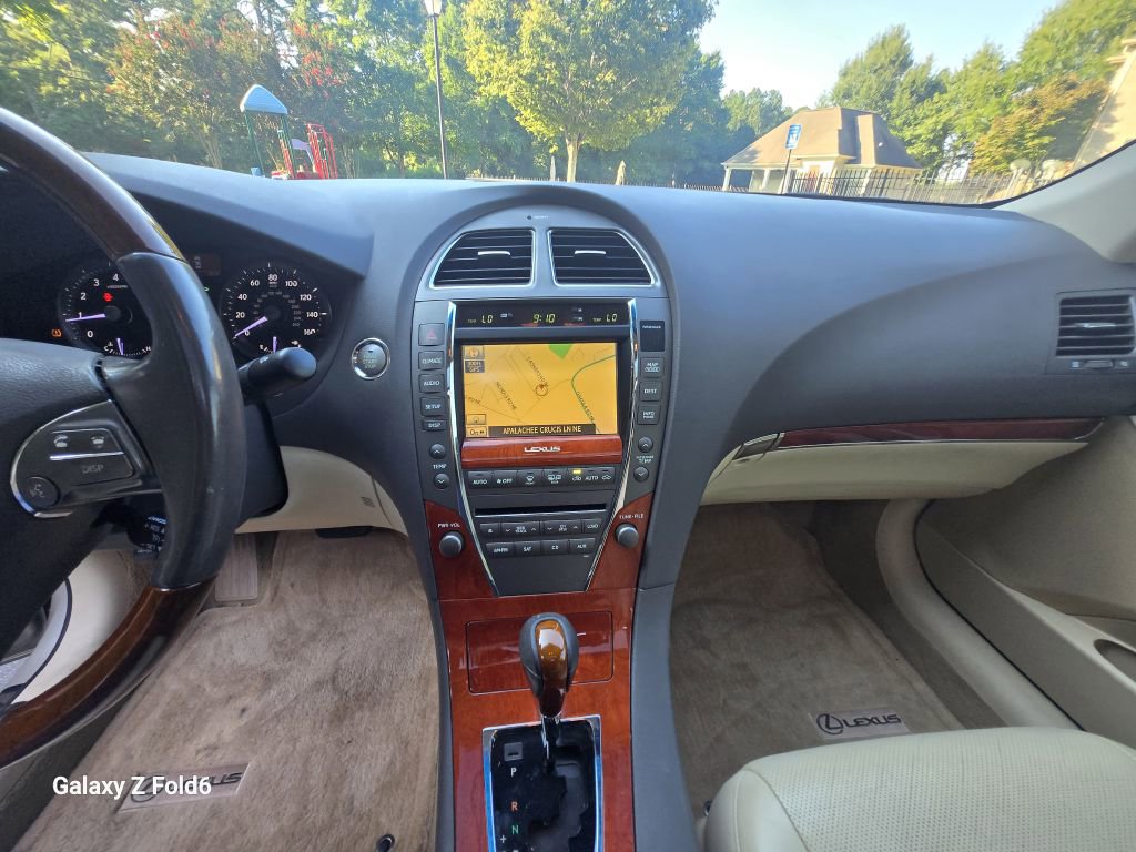 Used 2011 Lexus ES 350 image 18