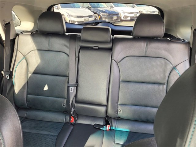 Used 2022 Kia Niro EX Premium image 10
