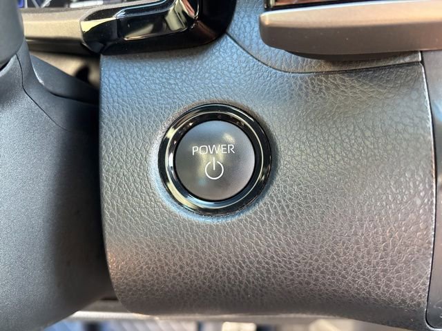 Used 2025 Toyota Camry XSE FWD image 21