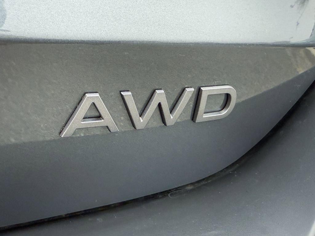 New 2026 Nissan Kicks SV w/ Cold Weather Package AWD/4WD image 8