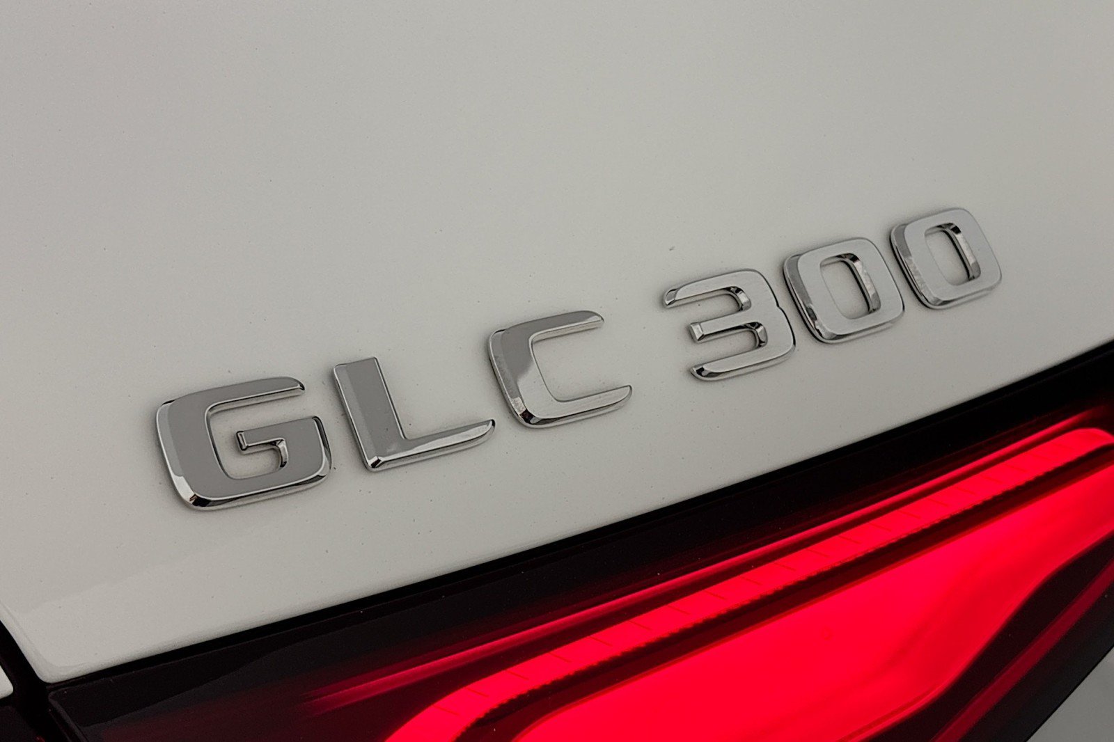Certified 2026 Mercedes-Benz GLC 300 image 10
