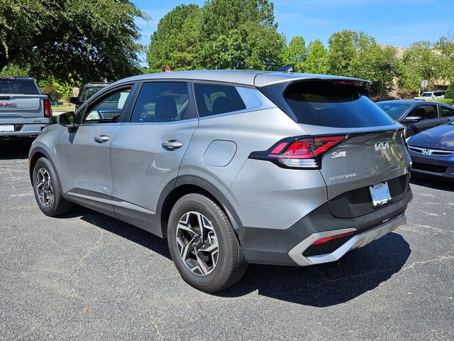 Used 2024 Kia Sportage LX image 9