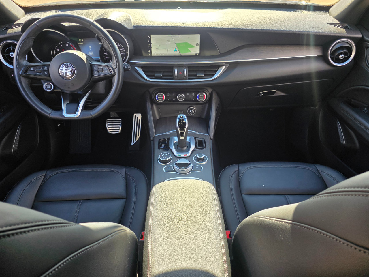 Used 2022 Alfa Romeo Stelvio Ti image 16