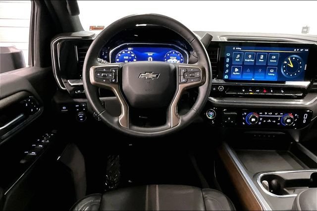 Used 2024 Chevrolet Silverado 2500 High Country w/ High Country Premium Package AWD/4WD image 6